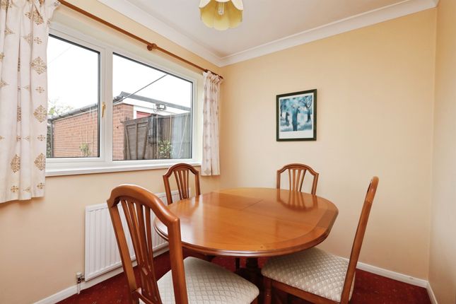 68, Gildingwells Road, Worksop photo 4