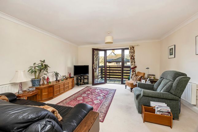 4 Strome Park, Storrington photo 2