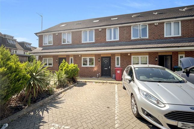 35, Reet Gardens, Berkshire photo 5