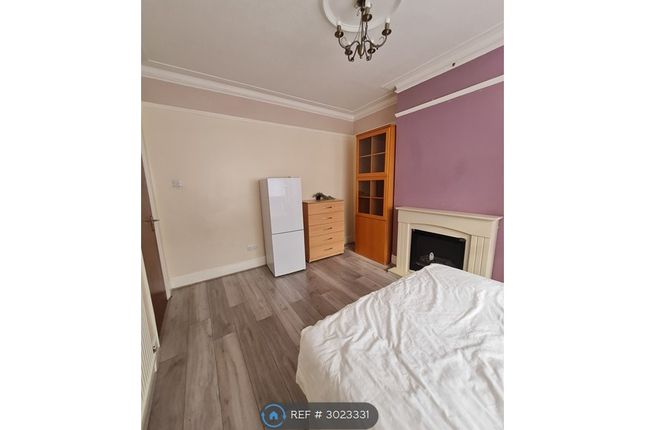 Thornton Heath, Surrey photo 2