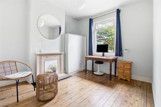 6, Saxon Road, London photo 3