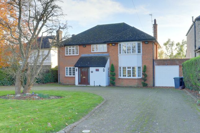 Thumbnail Detached house to rent in Waggon Road, Hadley Wood