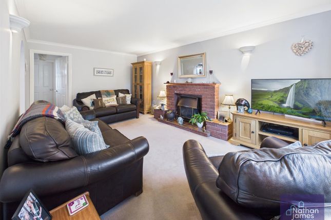 27, Gwyndy Road, Undy photo 2