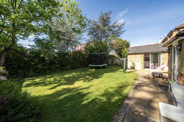 75, High Road, Ickenham photo 4