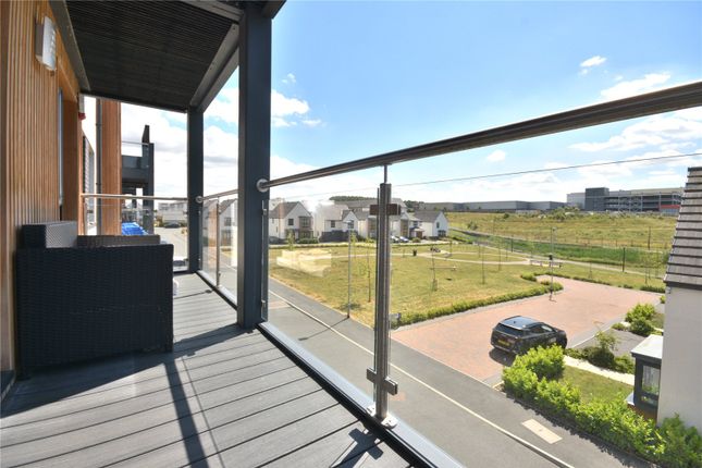 72, Barrington Way, West Yorkshire photo 3