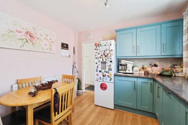 4, Cavendish Close, Nottingham photo 3