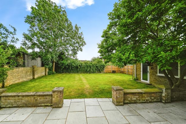 6, Birch Grove, KING'S LYNN photo 2