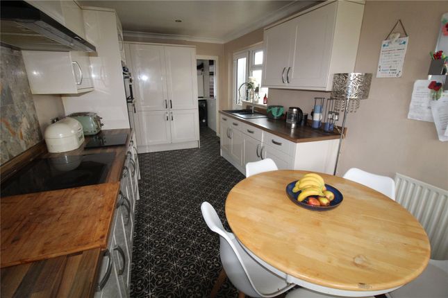 65, Harewood Avenue, Essex photo 5