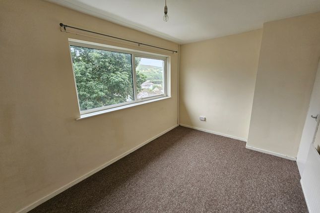 53 Duffryn Road, Maesteg photo 4