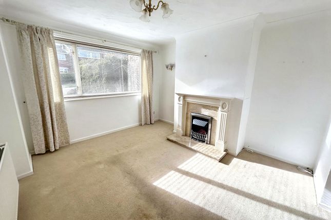 29, Sherburn Park Drive, Newcastle Upon Tyne photo 2