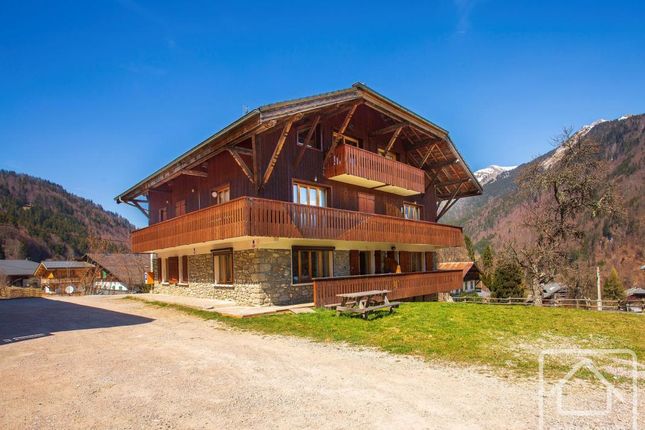 Apartment for sale in Rhône-Alpes, Haute-Savoie, Essert-Romand