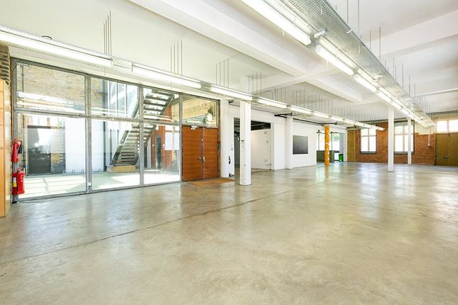 Office to let in Ground Floor, 138 Kingsland Road, Hoxton, London