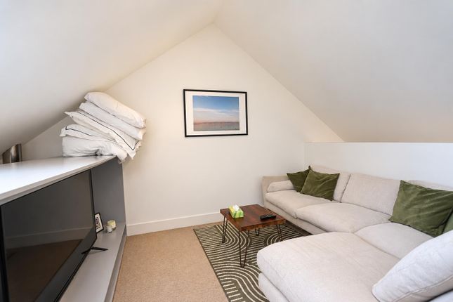 20, Ash Street, Salford photo 5