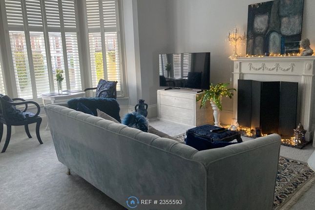Flat, Queens Road, Cheltenham photo 5