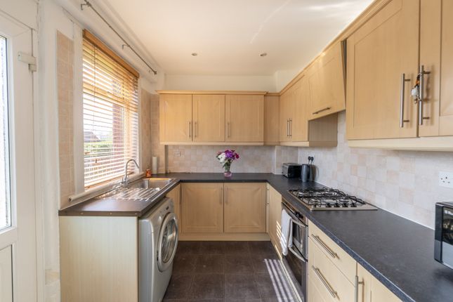 46 Swinton Crescent, Baillieston, Glasgow photo 4