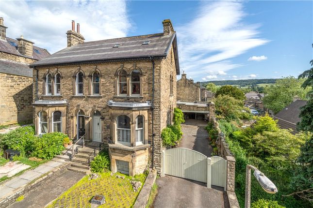 1 Kingsley Villa