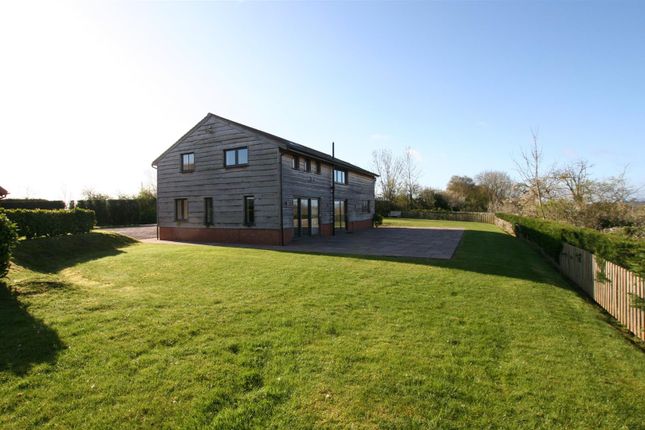 Barn conversion to rent in Ombersley Road, Hawford, Worcester