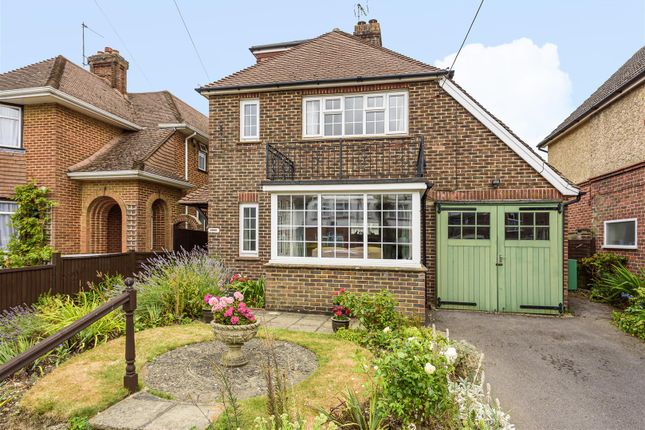 Thumbnail Detached house to rent in King George Avenue, Petersfield