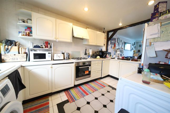76, Lawson Road, Enfield photo 4