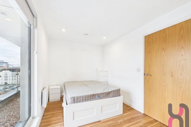 Apt 713, The Exchange, Salford photo 3