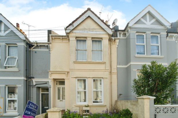 Thumbnail Flat to rent in Whippingham Road, Brighton