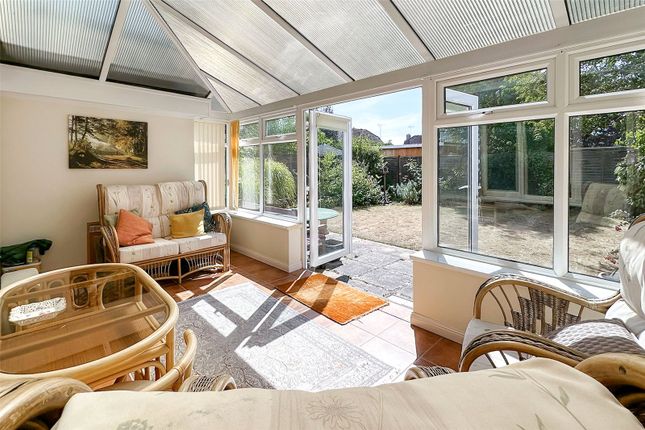 33, Windsor Drive, Littlehampton photo 4