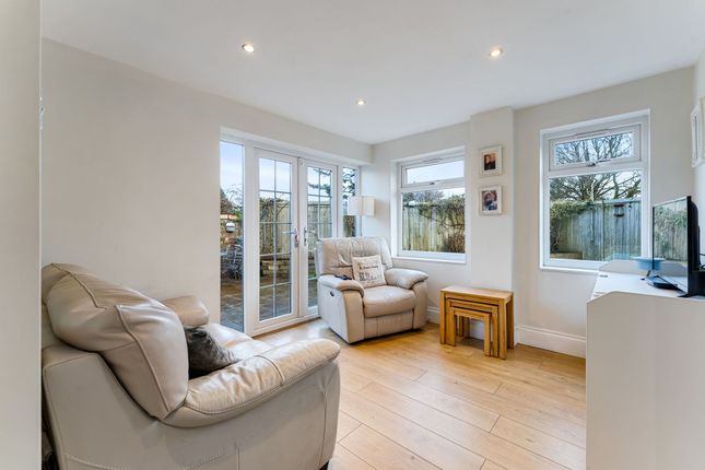 5 Moss Road, Wigan photo 4
