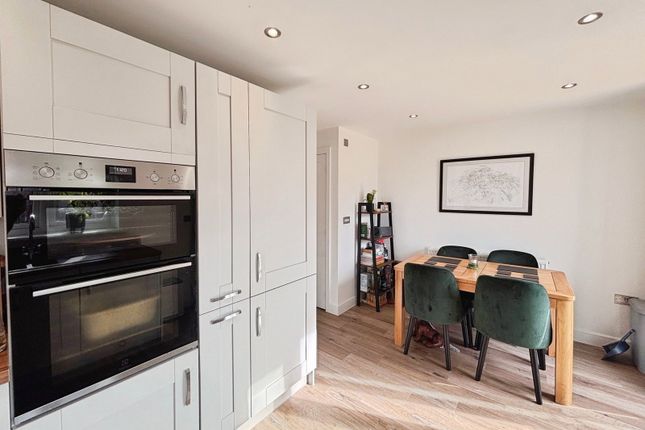 5, Howe Way, Sleaford photo 3