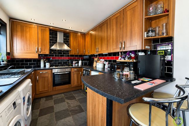 18 Ribblesdale Avenue, Accrington photo 4
