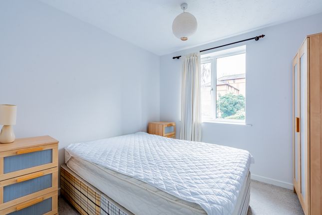 Flat for sale in Tiffany Court, Redcliff Mead Lane, Bristol