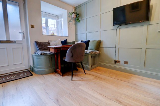 119, Garratts Way, Buckinghamshire photo 4