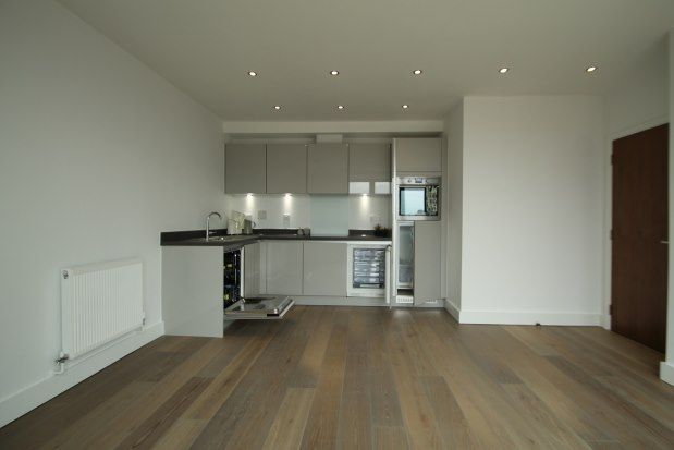 Thumbnail Flat to rent in 8-10 Knoll Rise, Orpington