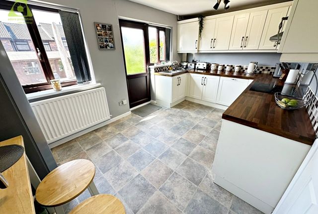 10, Chantry Close Greater Manchester, Westhoughton photo 4