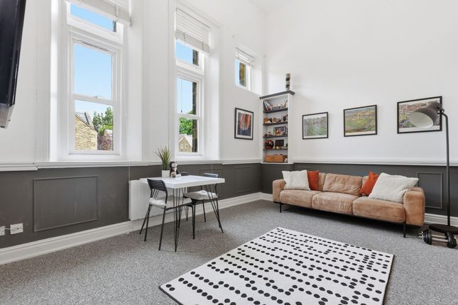 20 Tapton Mount Close, Sheffield photo 4