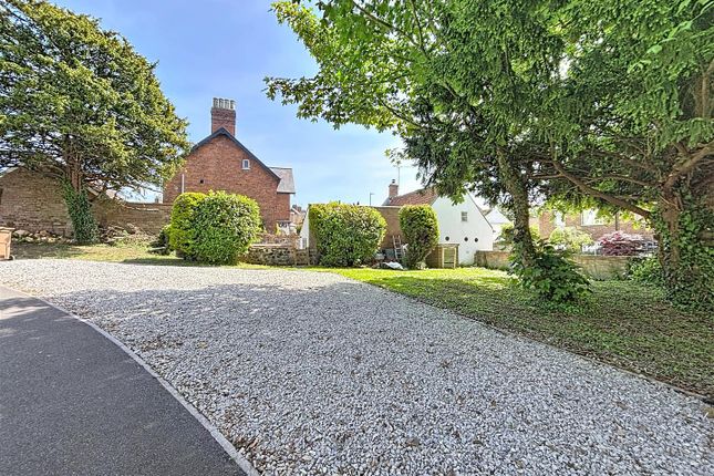 20, Westgate, Hornsea photo 2