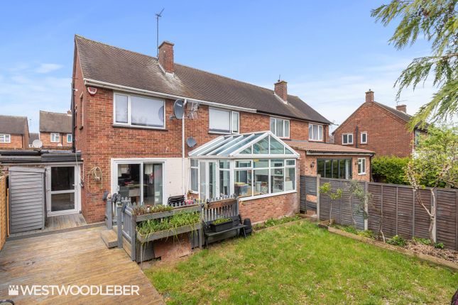 Thumbnail Semi-detached house for sale in Norris Rise, Hoddesdon