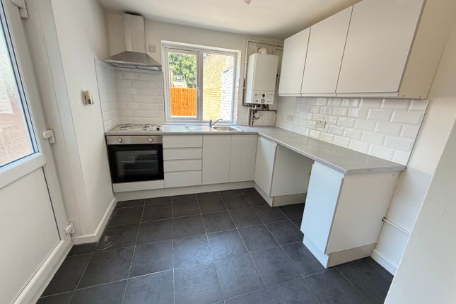 39, Shale Street, Wolverhampton photo 4