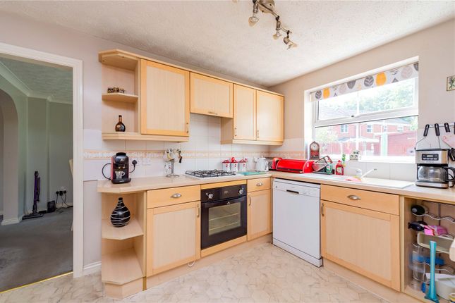 26, Longthorpe Drive, Telford photo 4
