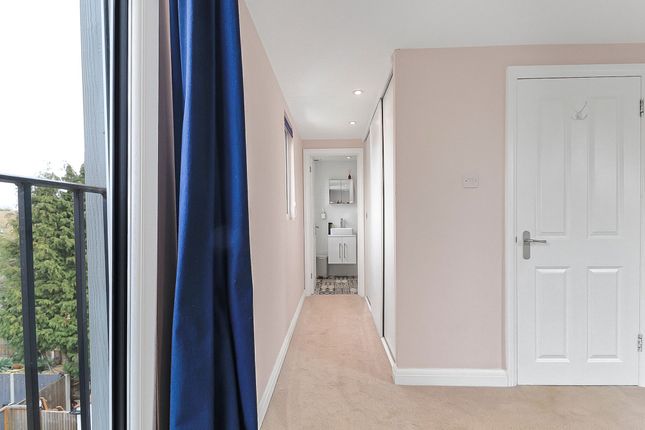 End terrace house for sale in Eastcote Grove, Southend-On-Sea
