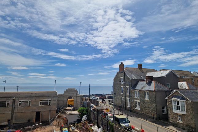 41, Pavilion Court, Porthcawl photo 2