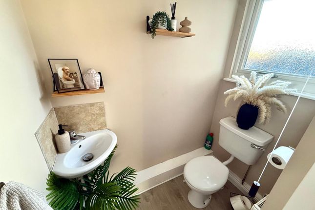 Bellasis Grove, Hartlepool photo 5
