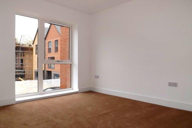 Terraced house to rent in Winscar Road, Doncaster