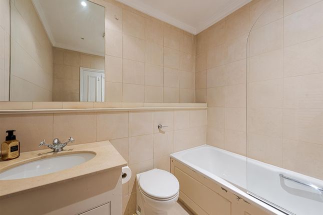 Courtfield Gardens 20_34-4-2. Low Res.Jpg