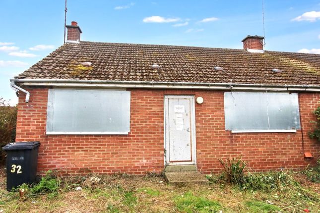 2-bed bungalow on 32, Lady Jane Grey Road, King's Lynn, £75,000