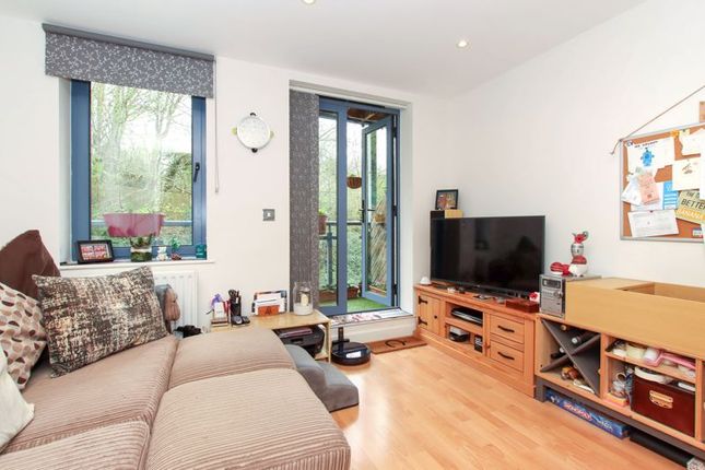 Flat for sale in Brook Street, Tring