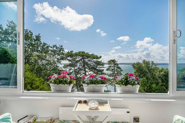 1 Kilmorie, Ilsham Marine Drive, Torquay photo 2