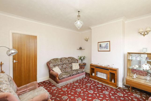 1 Athelstan Road, Sheffield photo 3