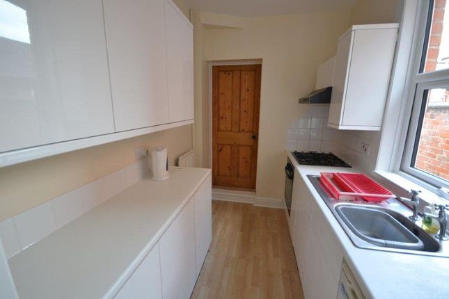 Thumbnail Terraced house to rent in Welford Road, Knighton Fields, Leicester