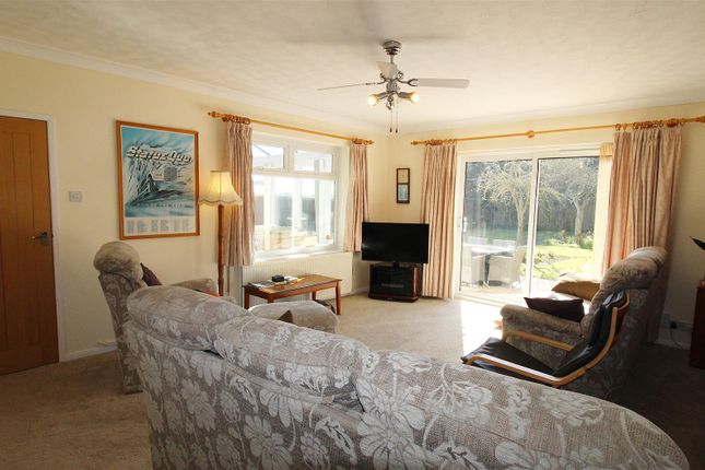 44, Woad Lane, Long Sutton Spalding photo 3