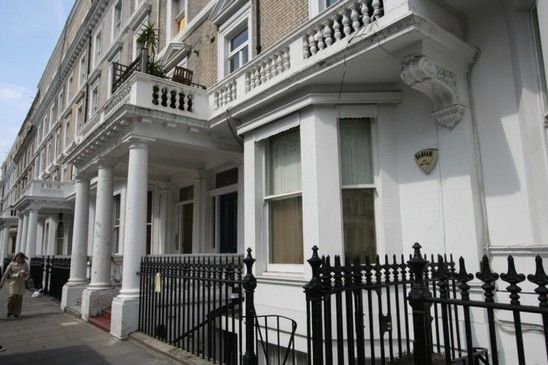 2 bed flat to rent in Southwell Gardens, South Kensington, London